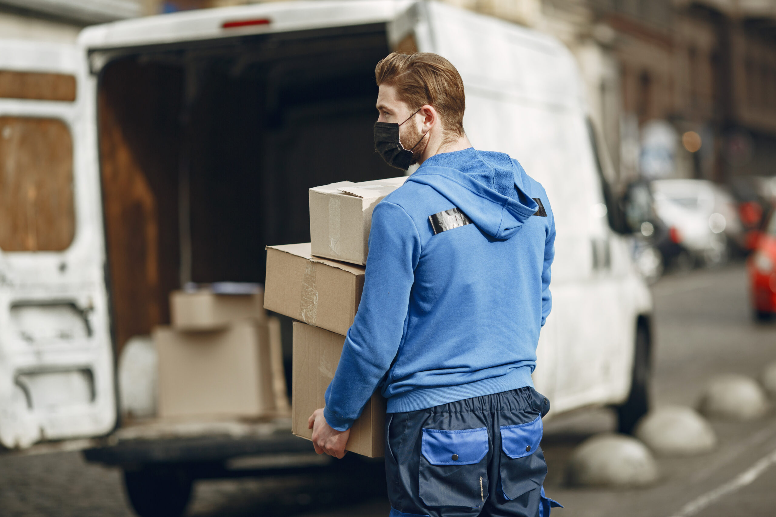 You are currently viewing Small Moves, Big Help: The Advantages of a Man and a Van Northampton Service