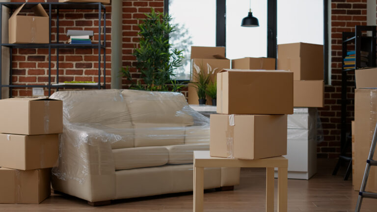 Read more about the article Trusted Experts in Removal Firms Northampton Services